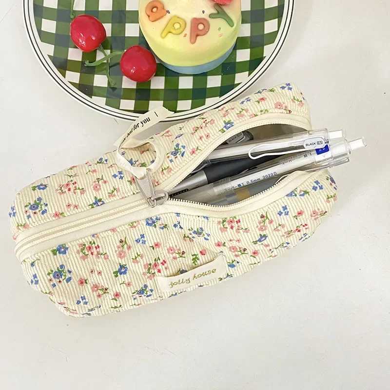 1PCS Retro Chic Makeup Brush Case for Girl Cute Floral Strawberry Cat Cosmetic Pouch Corduroy Student Stationery Storage BagXJ250910