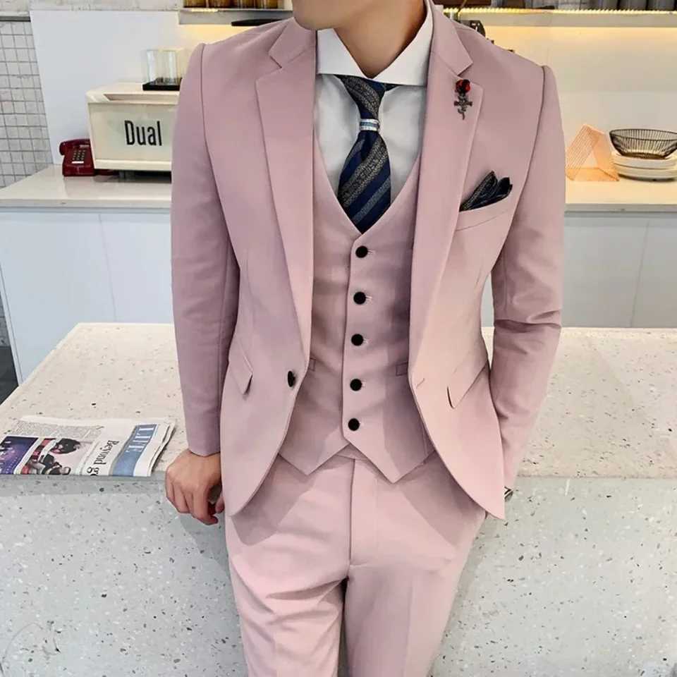 Luxury Mens Suit 3 Piece BlazerPantsVestMens Wedding Suit Fashion Mens Slim Solid Color Business Office Suit W250910