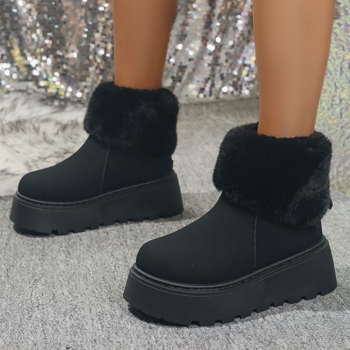 Free shipping Designer Boots Womens winter thick soled low cut short sleeved cotton shoes with added velvet thick insulation for snow boots