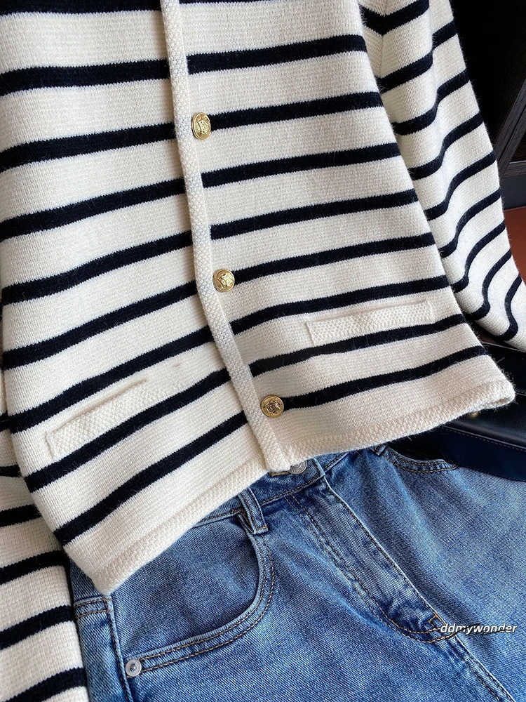 Women Spring Autumn Sweaters O-Neck Stripe Knitted Cardigan Fashion Long Sleeve Casual Short Tops Korean Style New