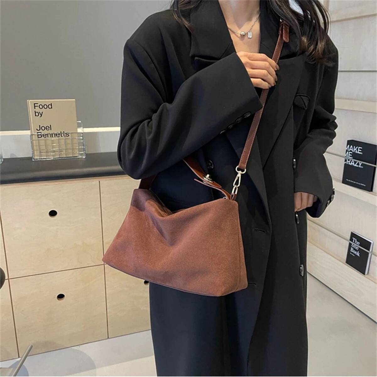 Zipper Solid Color Large Capacity PU Women s Shoulder Bag Simple And Fashionable Handbag Retro Style Trendy Designer Bag Travel Bag