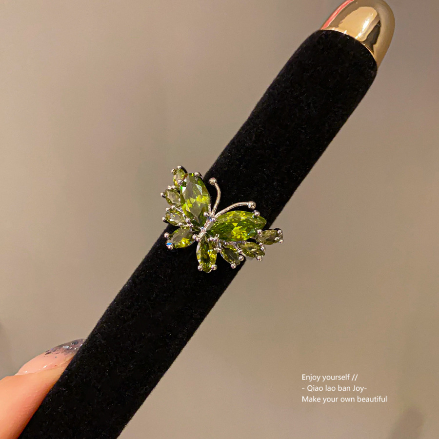 Silver-Tone Butterfly Ring With Yellow & Clear Crystal Accents, Vibrant Sparkly Style, Ideal For Elevating Fresh Chic Looks & Gifting