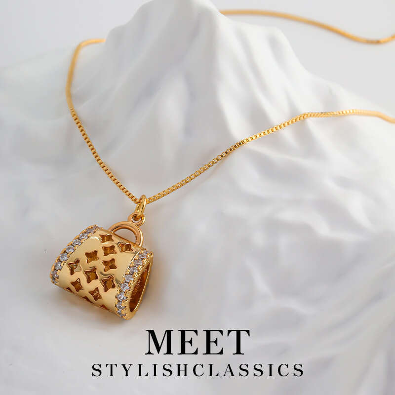 French Light Elegant Bag Necklace for Women Versatile High-End Niche Pendant Personality Little Style Sweater Chain