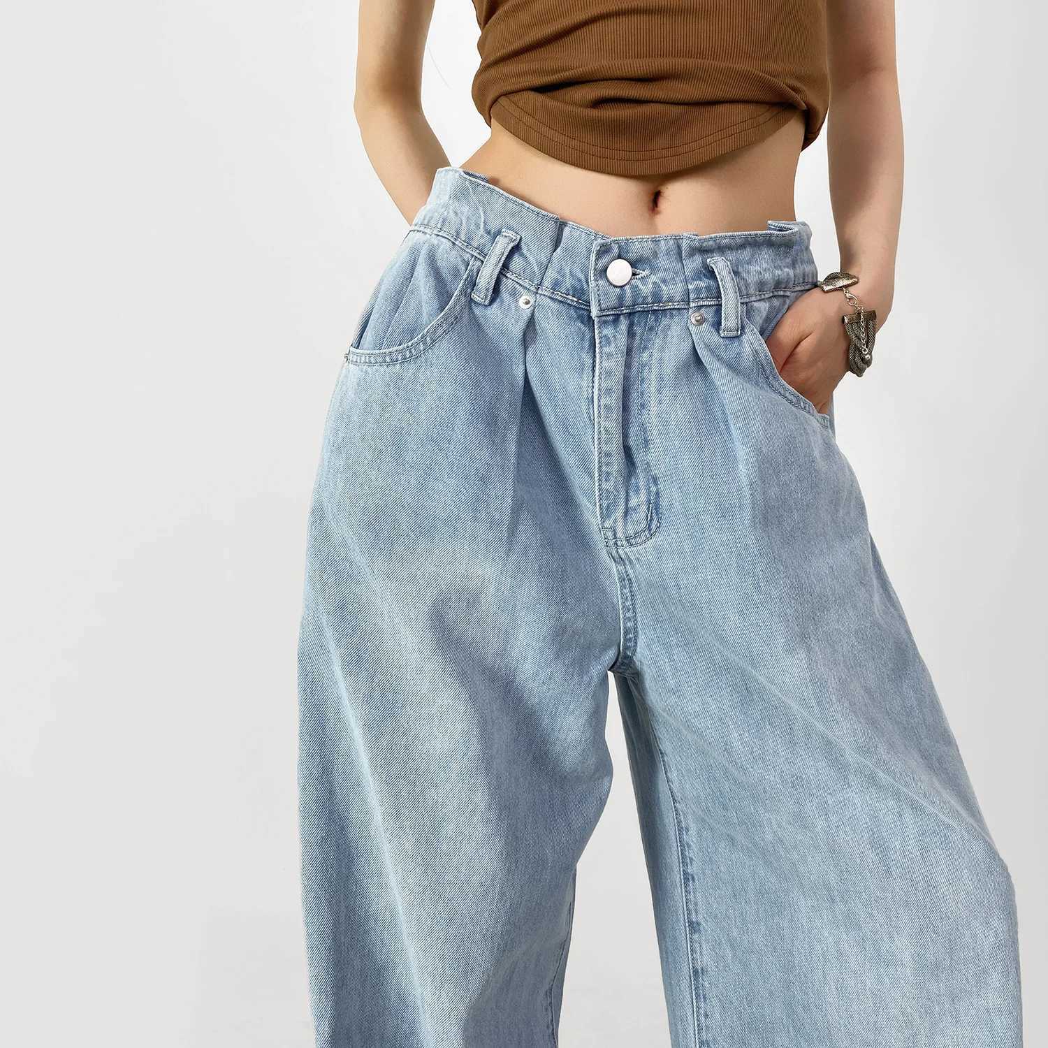 HighWaist WideLeg Pleated Jeans Relaxed Baggy Fit with Soft Drape Light Wash Options Z250910