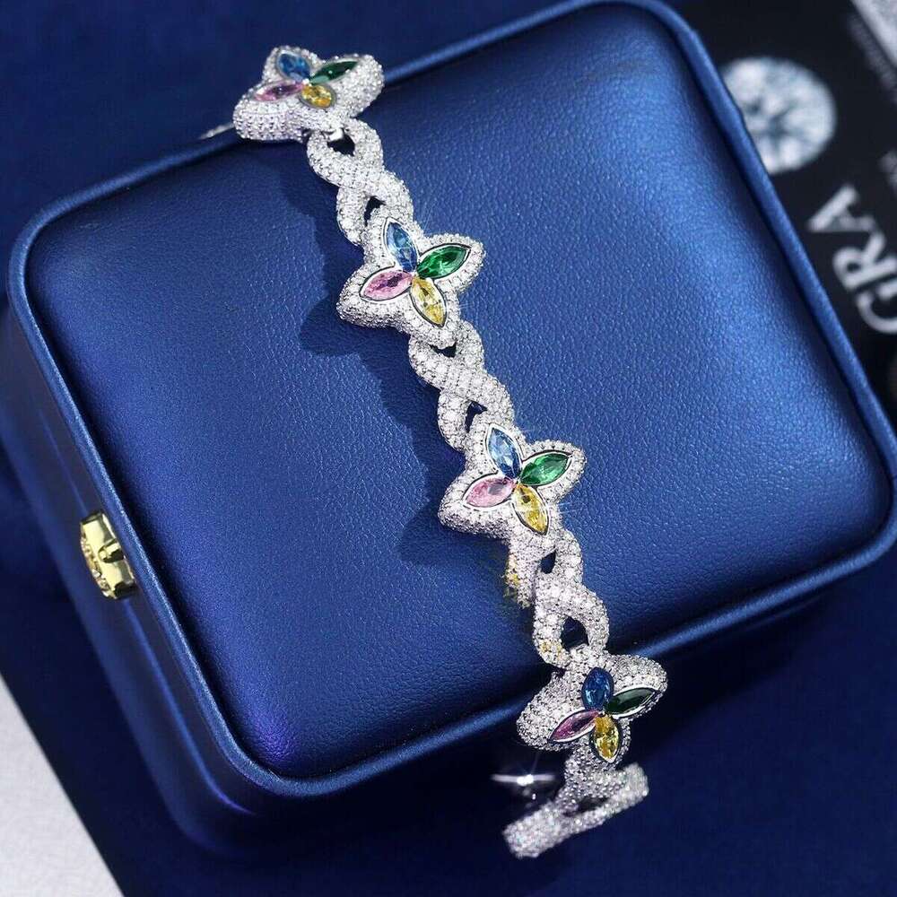 New Style Sier Four Leaf Clover Bangle Wholesale 5A Colored Marquise and D VVS Moissanite Charm Bracelet