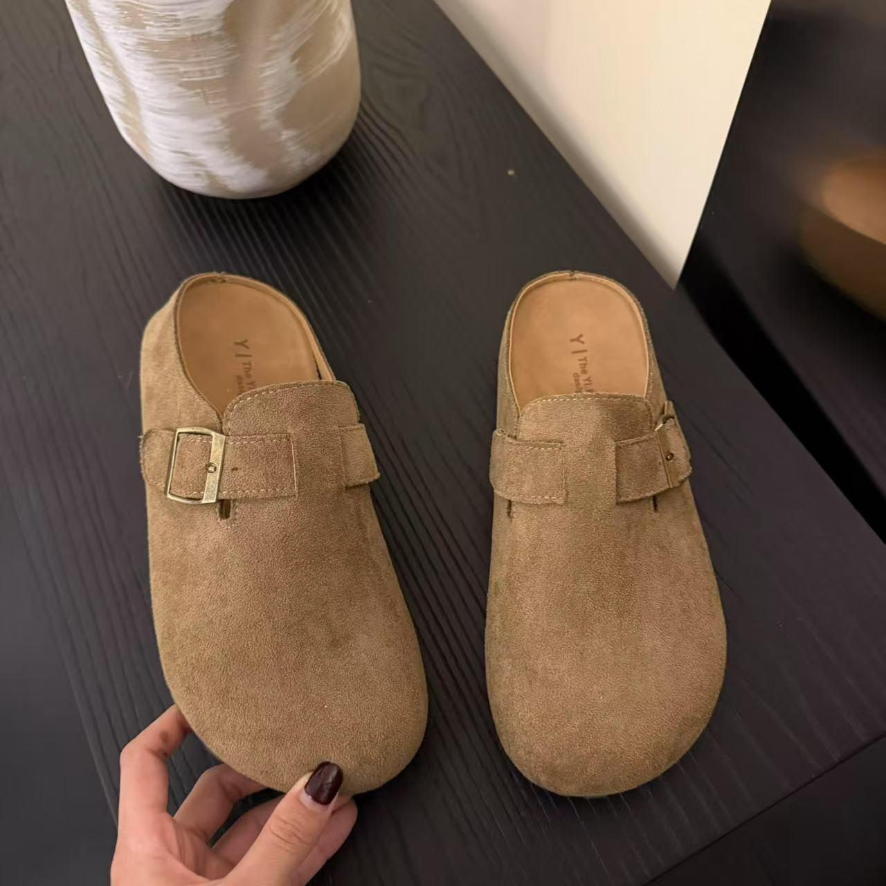 Autumn New Designer Women's Shoes Cute Style New Retro Lazy Thick Bottom Closed Toe Half Slippers Soft Bottom Soft Leather Low Top Slippers