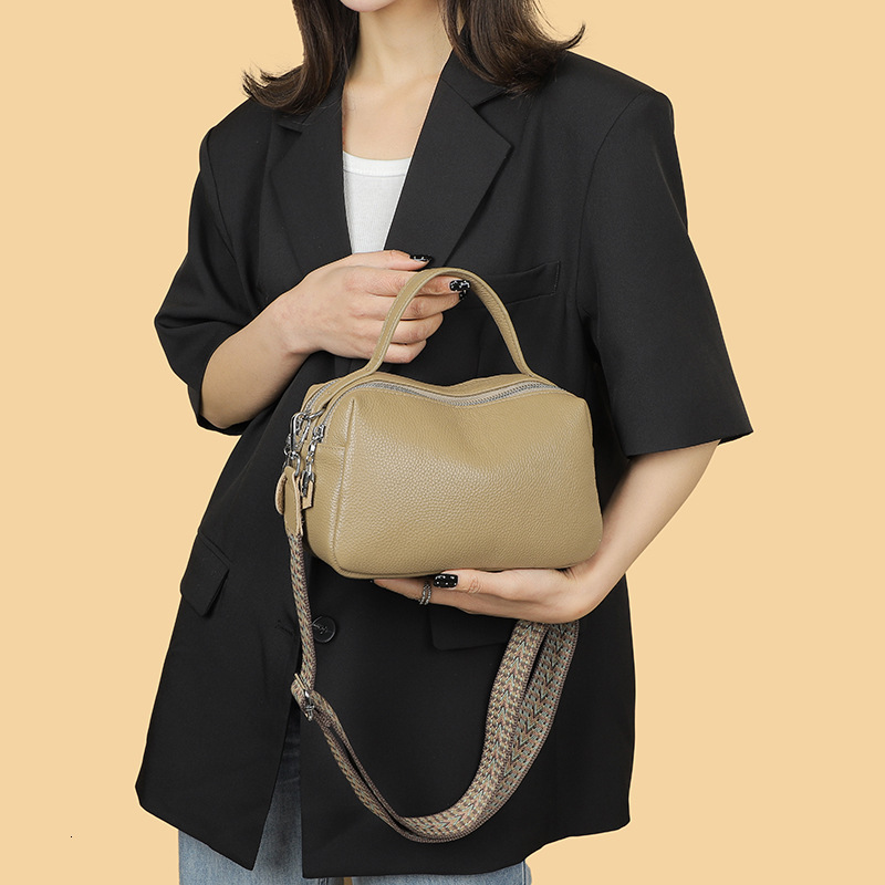 Free shipping designer Top Layer Cowhide Single Shoulder Bag Summer New Classic Double Zipper Large Capacity Fashion Versatile Women Bag Manufacturer