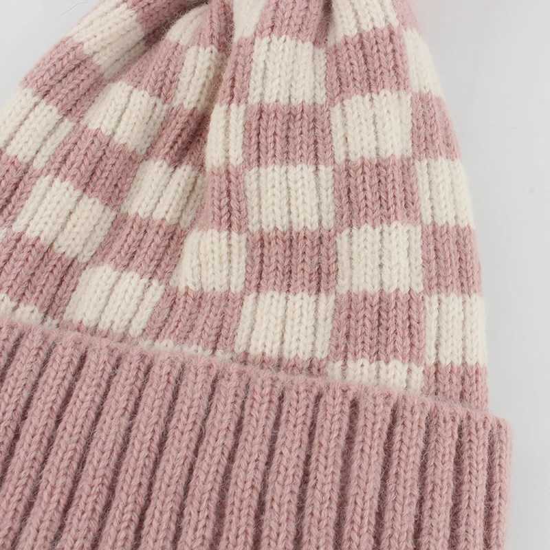 New Kids Winter Plaid Knitted Hat For Boys Girls Faux Fur Pompom Beanie Crochet Warm Baby CXJ250910