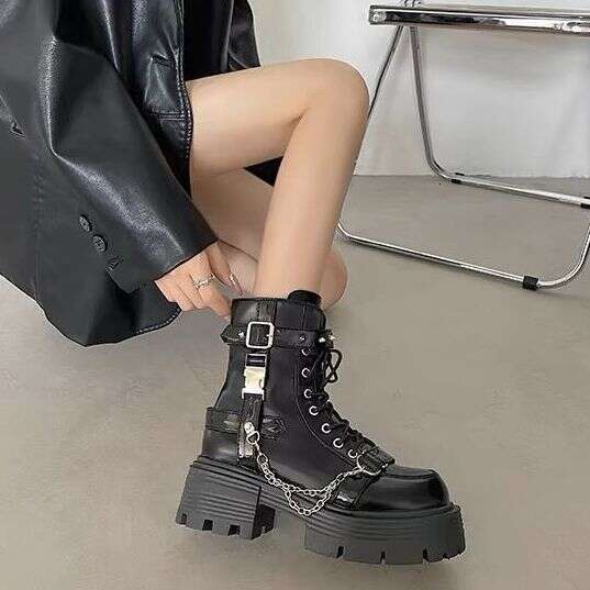 Sweet Designer Shoe Cool Thick-Soled Martin for Women 2025 Autumn New Black Motorcycle Height-Increasing British Style Short Boots Trend