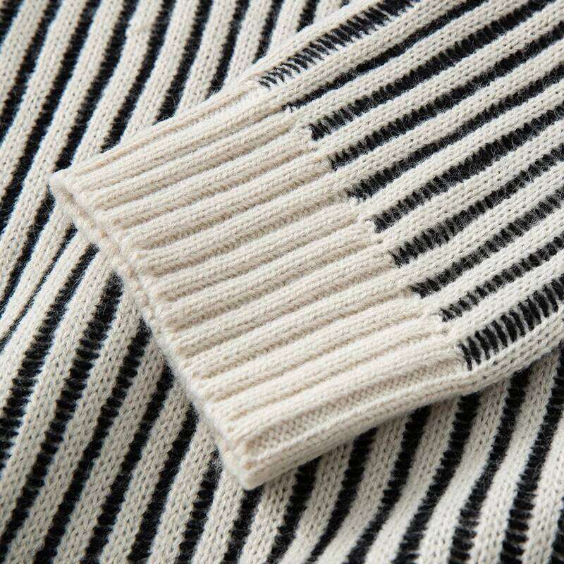 Designer Clothing 2025 Una Reta Autumn Winter New Men's Sweater Streetwear Vertical Stripe Knitted Pullover Casual Tops Long Sleeve Couple Sweate