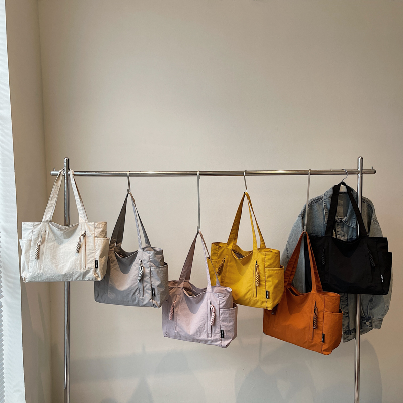 Women's large capacity handbag, student premium spacious bag, simple and versatile shoulder bag, women's essential crossbody bag for shoppin