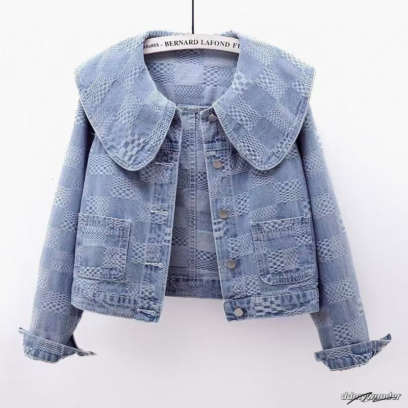 2025 Early Autumn New Women's Vintage High-End Doll-Collar Short Denim Jacket Stylish Youthful Top