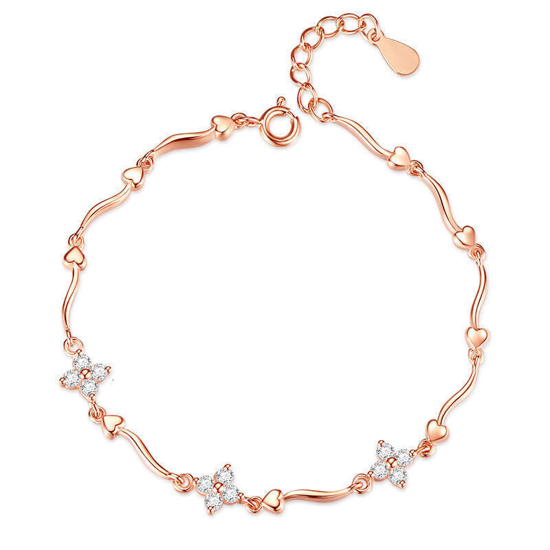 Four-Leaf Clover Bracelet for Women, Light Niche Design, Exquisite and Simple Student Jewelry, 2024 New Trend Birthday Gift