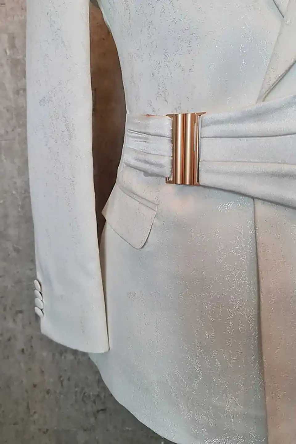 Slim Fit Formal Wedding Tuxedos with Buckle Design Men Suits Male Fashion Lapel 2 Pieces Set Jacket Pants Groom Business Suit W250910