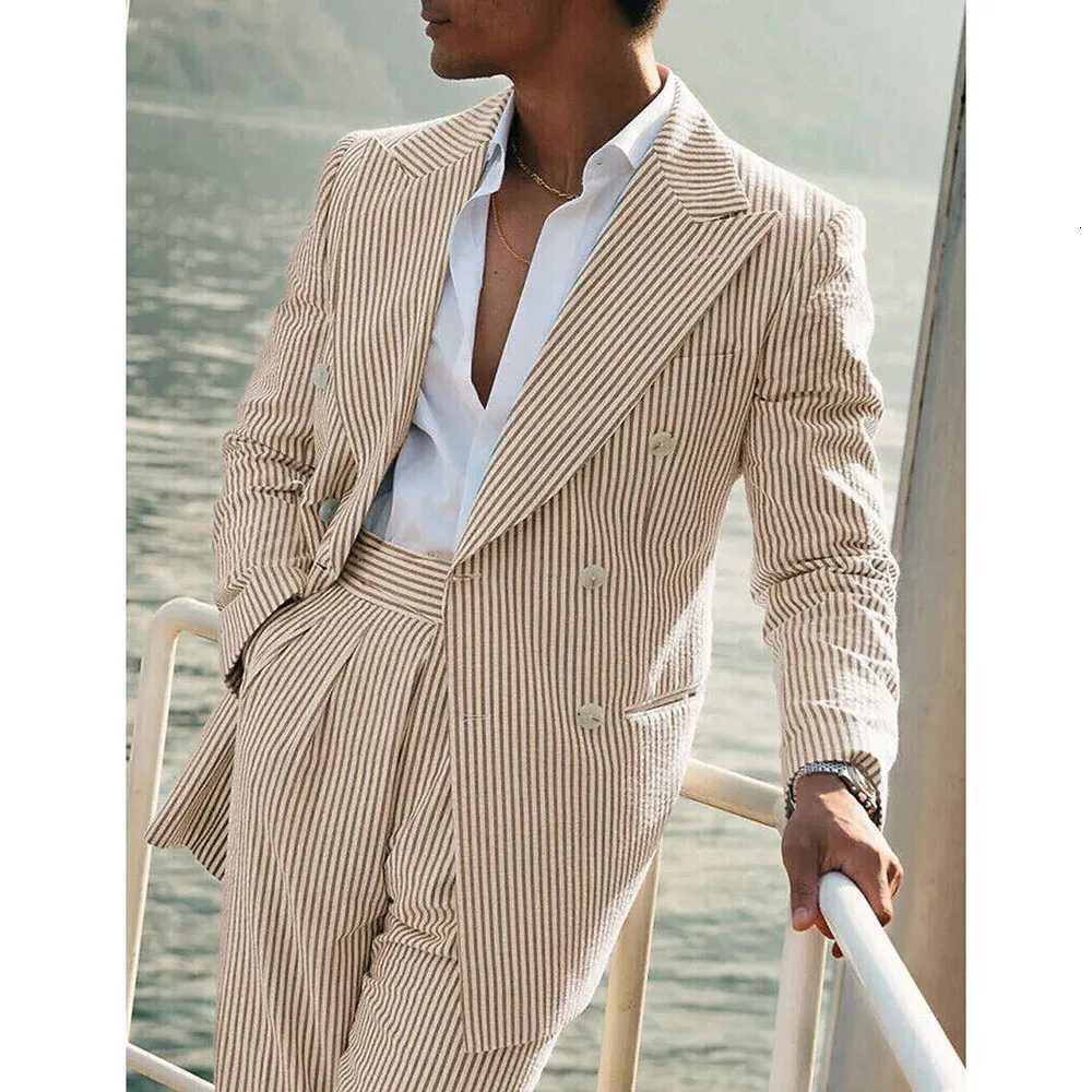 Light Pink Vertical Stripes Suits for Men Twopiece Set Summer Comfortable Linen Cotton Fabric Mens Suit for Casual Beach Party W250910