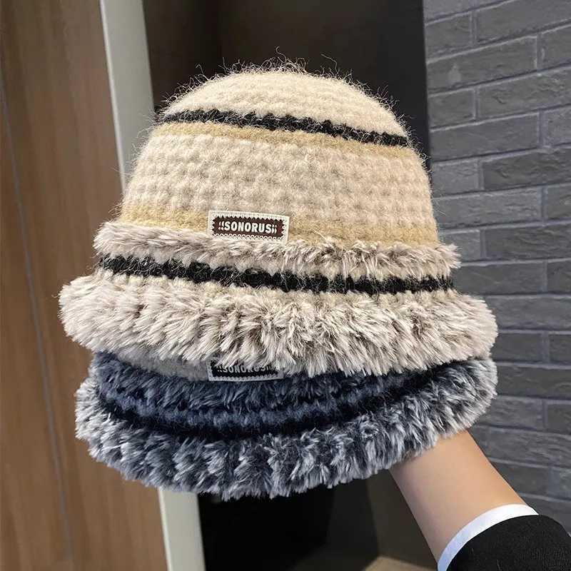 Womens Winter Fleece Bucket Hat Thickened Knit Beanie with Pom Slouchy Fisherman Hat for Cold WeatherXJ250910