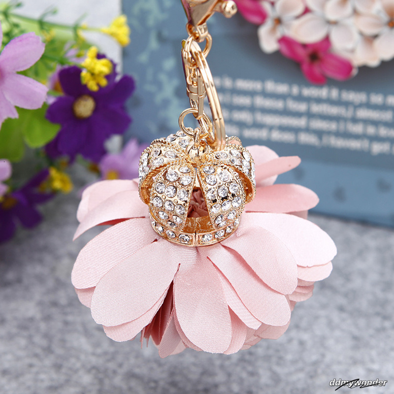 Elegant Floral Design Women's Metal Key Ring With Wholesale Options