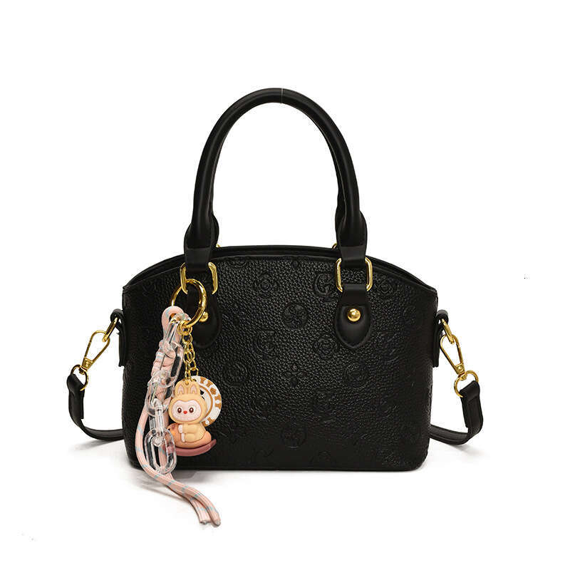 2025 New Women's Single Shoulder Crossbody Niche Cute Light Luxury Texture Shell Bag Fashion Versatile Handbag