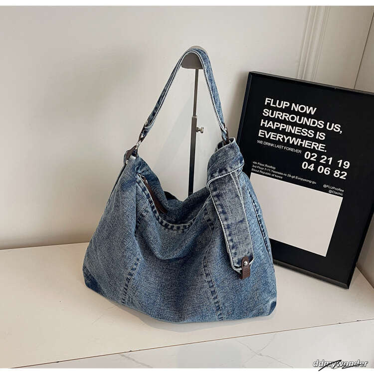 Winter High-Value New Canvas Denim Fashion Single Shoulder Crossbody Large Capacity Unisex School Bag