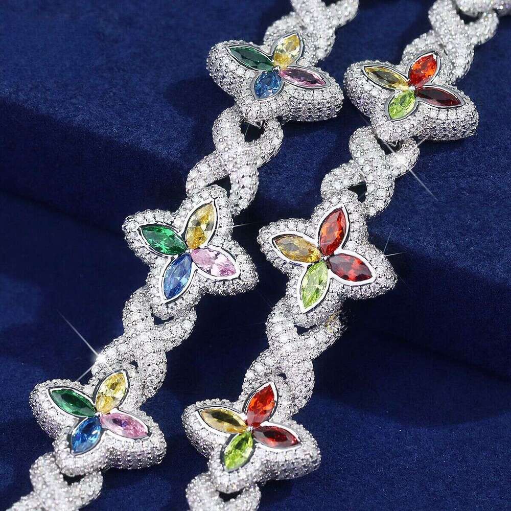 New Style Sier Four Leaf Clover Bangle Wholesale 5A Colored Marquise and D VVS Moissanite Charm Bracelet