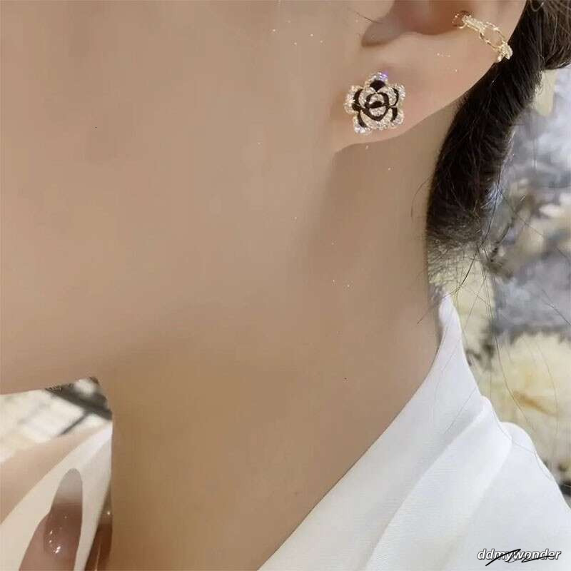 Camellia New Trendy Elegant High-End Feel Two-Way Wear Rose Pearl Earrings Exquisite Versatile Ear Jewelry ddmywonder ddmywonder