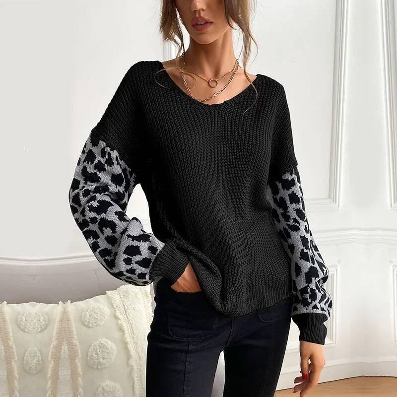 Fashion Leopard Print N-eck Pullover Sweater Women Loose Comfortable Long Sleeved Knitted Sweaters Casual Tops Autumn Winter dongdumaoyi