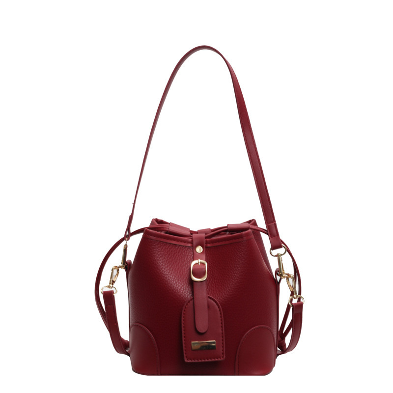 Free shipping designer This Year Trendy Fashion High-End Niche Bucket Bag Early Autumn New Women Bag Textured Simple Shoulder Bag Crossbody Bag