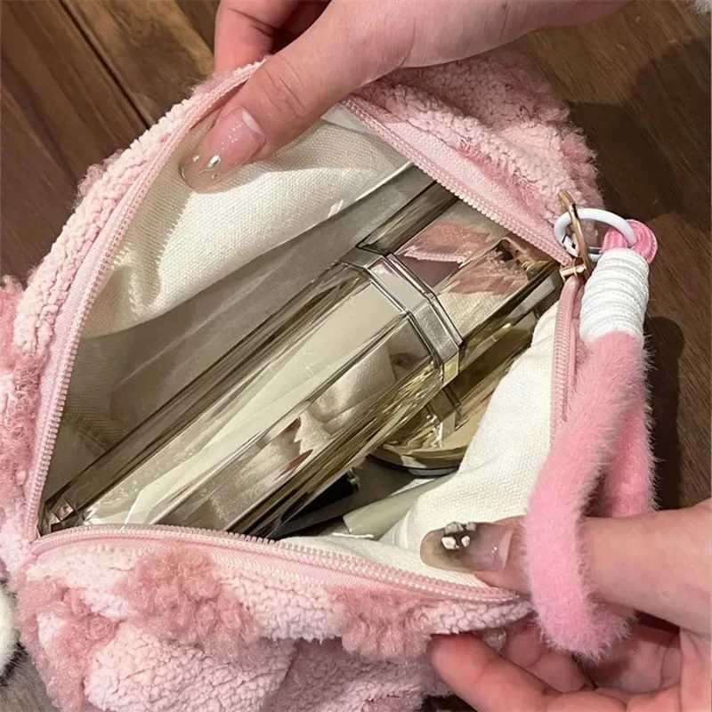 Soft Plush Makeup Bags with Handle Travel Cosmetic Storage Organizer Cute Pencil Case Clutch Cosmetic Bags for Women GirlsXJ250910