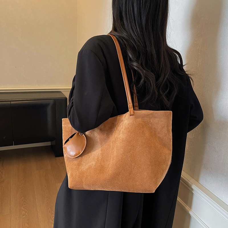 Free shipping designer Vintage Matte Underarm Bag Tote Bag New Mother-Daughter Bag Versatile Fashion Korean Style Textured Shoulder Bag Crossbody Bag
