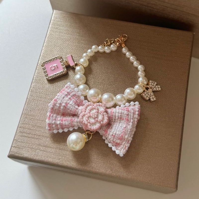 Luxury Dog Pearl Necklace Fancy Pearls Jewelry with Big Bows Charm Cute Wedding Collar Girl Costume Outfits Accessories for Small Dogs Puppy Cat E13