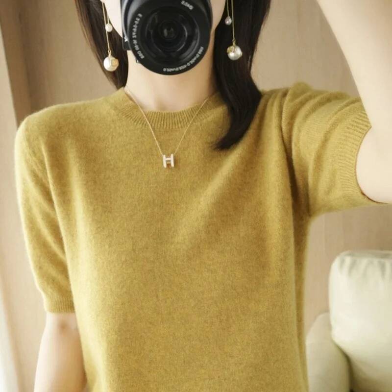 2025 Spring Summer Womens Sweater Short Sleeve O-neck Slim Fit Knitted Pullovers Bottoming Casual Knitwear Camel Pink Clothes dongdumaoyi