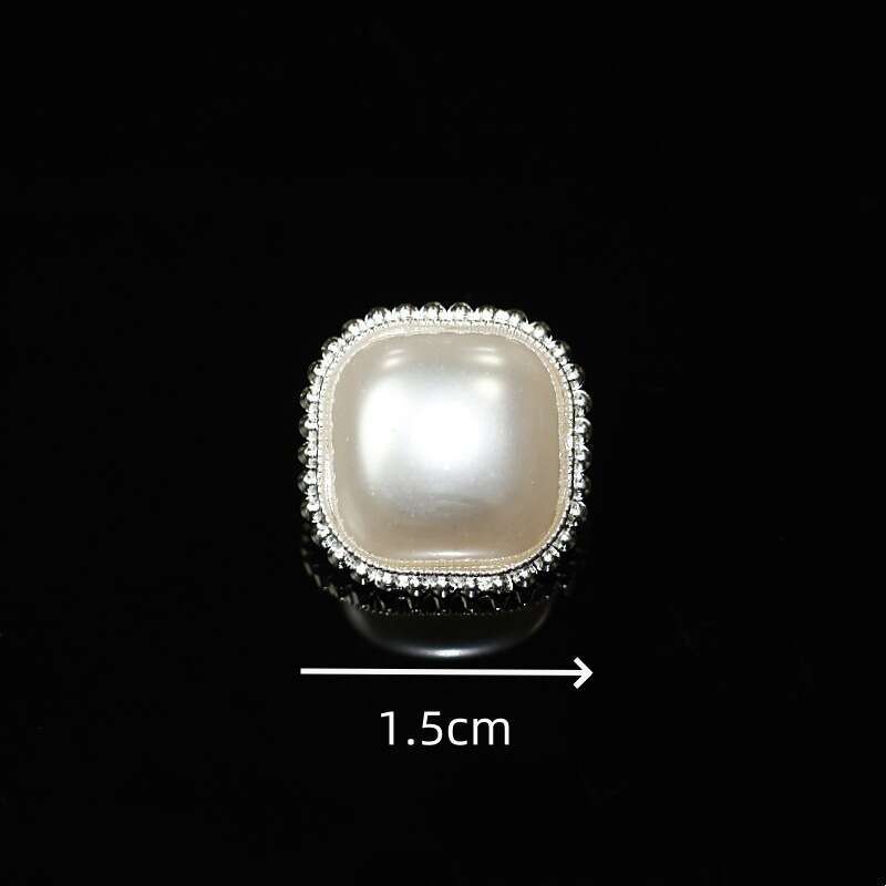Lanjia- Style Alloy Inlaid Dia Pearl DIY High-End Clothing Hand-Sewn Simple High-Leg Knitted Sweater Decorative Button Cb50e
