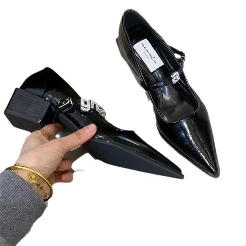 2024 New Style Silver Leather Shoes Fashion Pointed Low Heel Mary Jane Womens Casual Shoes W250910
