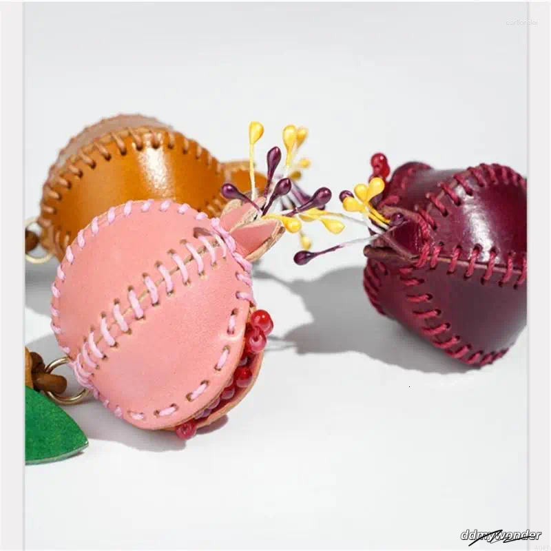Keychains 3D Pomegranate Pendant PU Leather Keychain Women Bag Charms Decorative Accessories Car Interiors ddmywonder ddmywonder