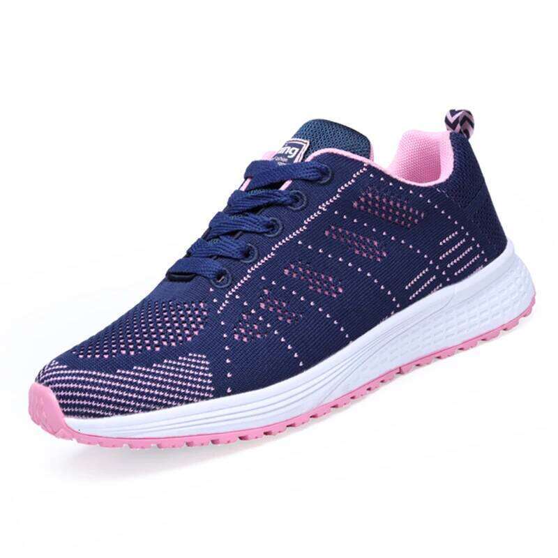 Women Sneakers Shoes Fashion Wom en Vulcanized Shoes High Quality Flats Shoes Women Walking Blatform Plus S ize Zapatillas Mujer