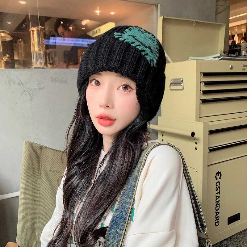 Japanese Thick Knitted Beanies Hat for Wen Autumn Winter Versati Show Face Small Outdoor Ear Protection Warm Hat Bucket Hat G250910