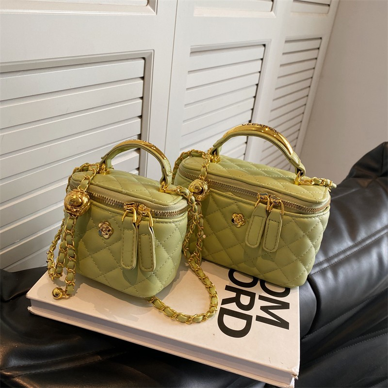 Free shipping designer bag Lingge Embroidery Thread Small Square Bag for Women 2025 New Trendy Fashion Chain Commuter Single Shoulder Crossbody Bag bl