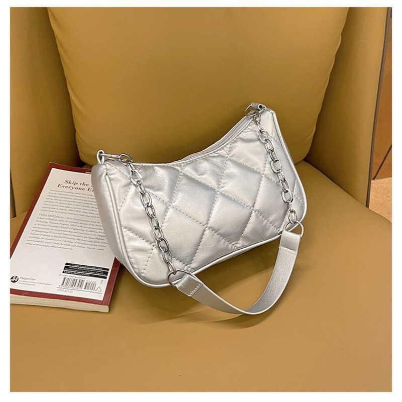 French Niche Bag New Super Designer Bag Popular Quilted Free Shipping Chain Shoulder Luxury Bag Underarm Bag High End Sense Women S Handbag