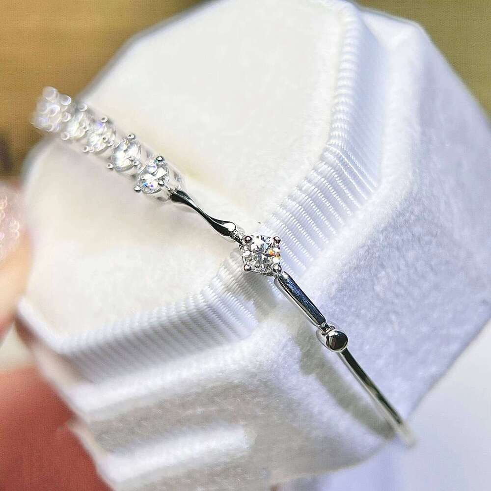 Customized Sier Moissanite Star River Bracelet Women Excellent Cut Gold Plated Cute Classic Style for Gifts Parties