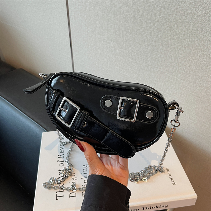 Fashionable, luxurious, spacious bag for girls, large capacity handbag, simple and versatile shoulder bag, essential crossbody bag for women's sh