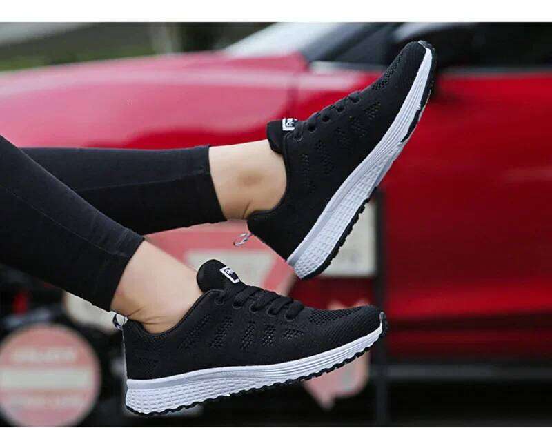 Women Casual Shoes Fashion Breathable Walking Mesh Flat Shoes Sneakers Women Gym Vulcanized Shoes White Female Footwear