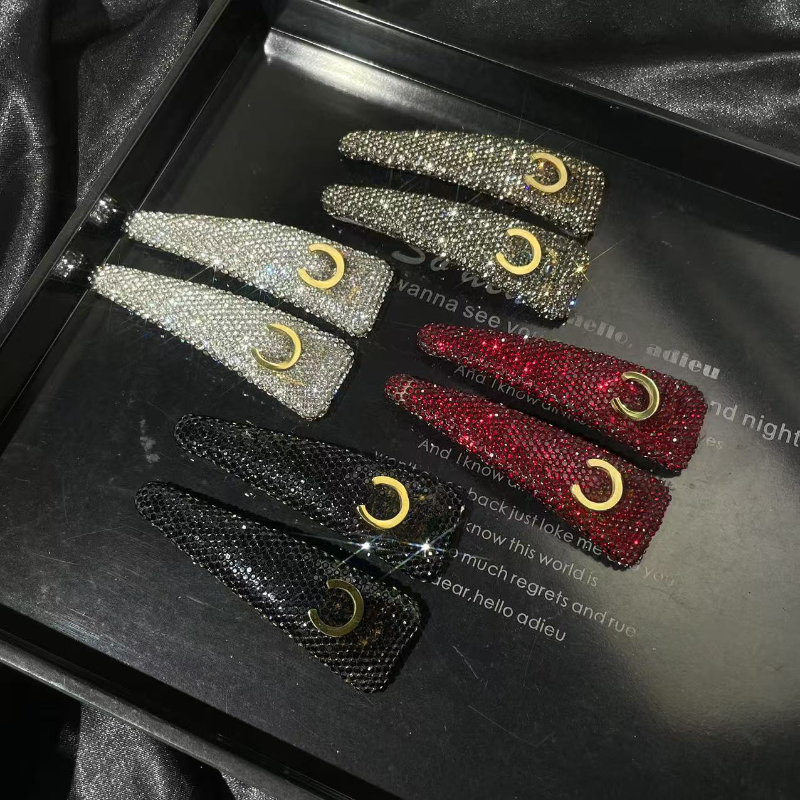 Designer Hairpins Luxury Diamond Letter Hairpins Girls Hair Accessories French Hairpins Bangs Hairpins Hair Accessories