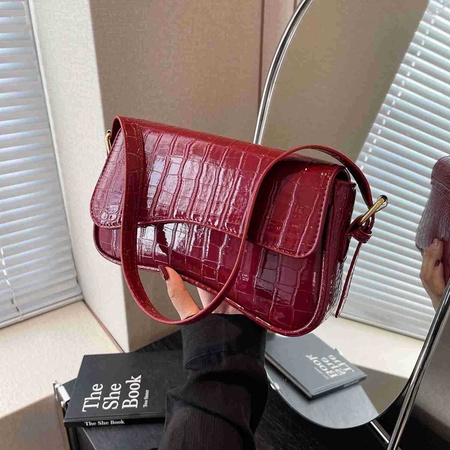 Shoulder Bag for women Y2K Crossbody Vegan Leather Purse Straps Retro Clutch Hobo Hadbags with 2 Removable M250910