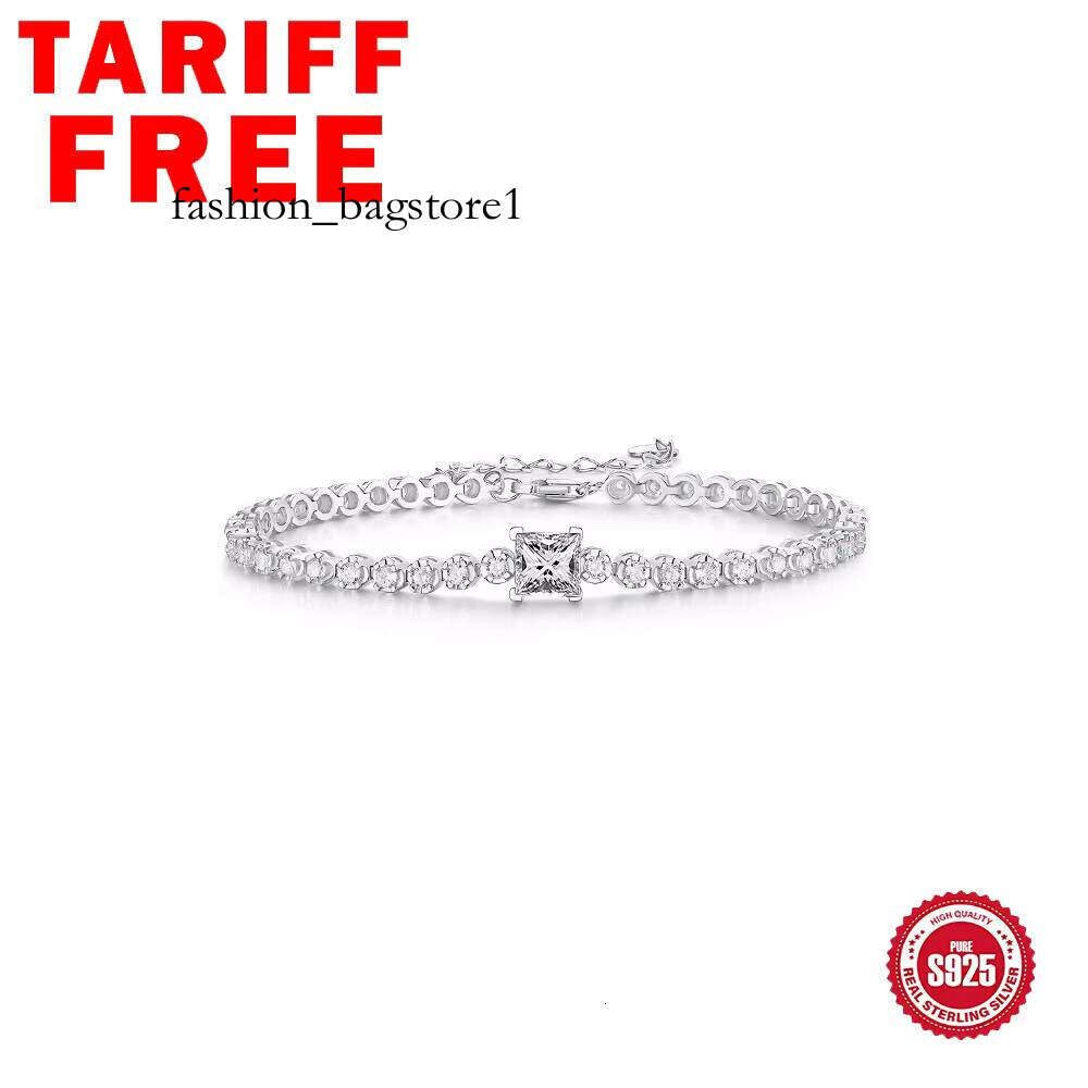 Factory Wholesale Sier Moissanite Bracelet D Color VVS1 Certificate Hip Hop Rubik's Cube Design Elegant Bangles