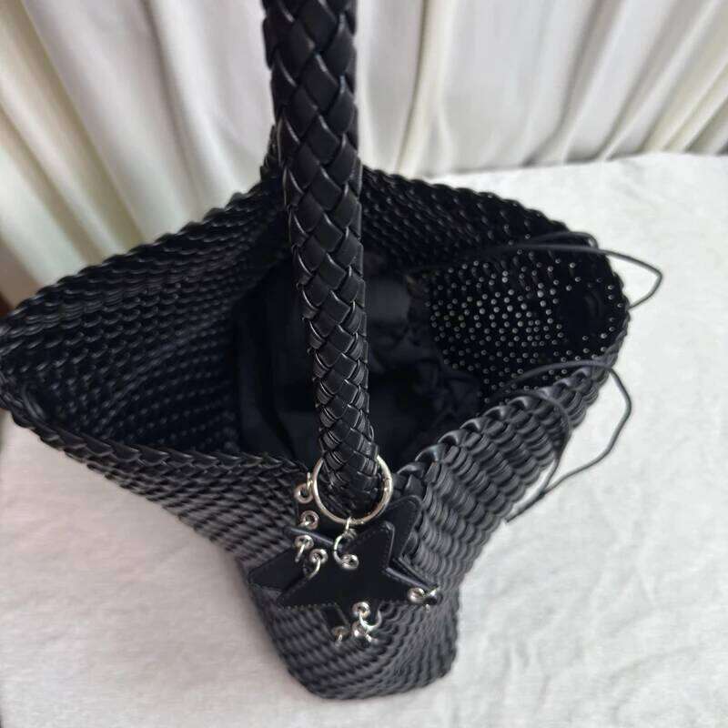 Women Woven Texture Shoulder Bag Lightweight PU Large Capacity Magnetic Clasp Solid Color Glossy For Daily Commute Shopping