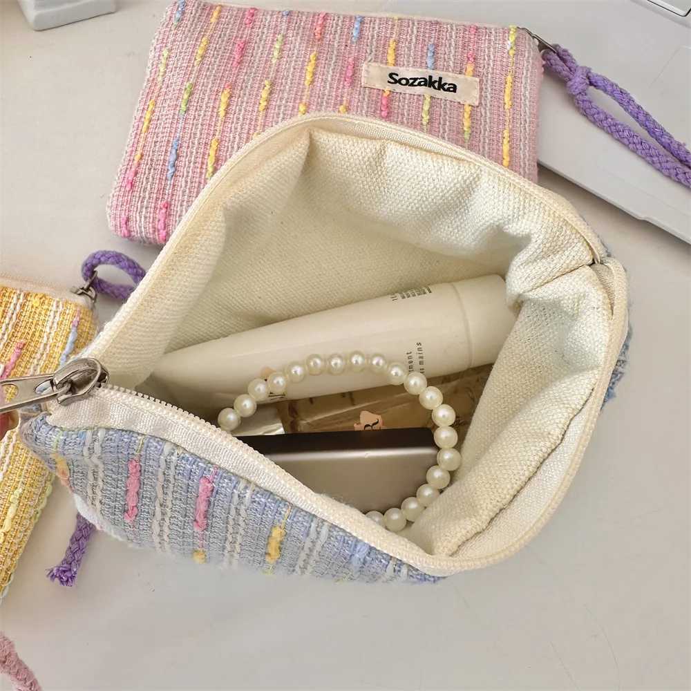 Kawaii Small Travel Cosmetic Lipstick Earphone Data Cable Storage Bag Purse Women Portable Mini Makeup Handbags Wallet Pouch BagXJ250910