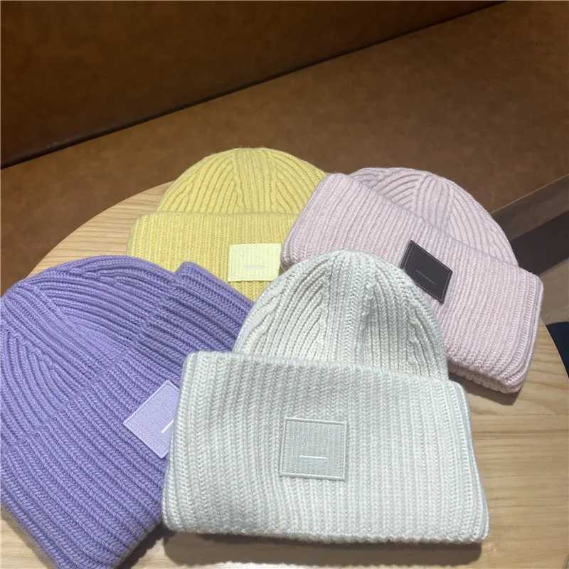 New Woolen Knitted Smile Face C Womens Thiened Autumn Winter Hat Mens Couple Warm Tren Cold Hat Casual Sle High TopXJ250910