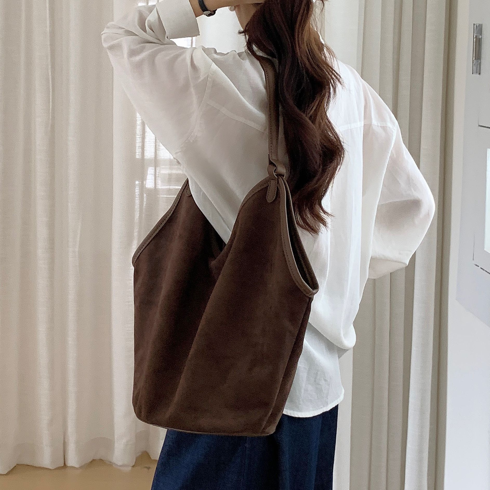 2025 new multi fruit women's retro handbag luxury bag women's autumn and winter crossbody bag designer bag lazy style shoulder bag