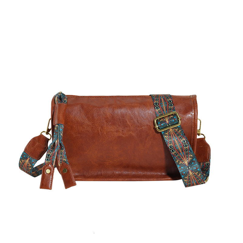 Free shipping designer Clearance Trendy Bag for Women 2025 Autumn Winter Fashion Wide Strap High-End Crossbody Bag Niche High-Quality Texture