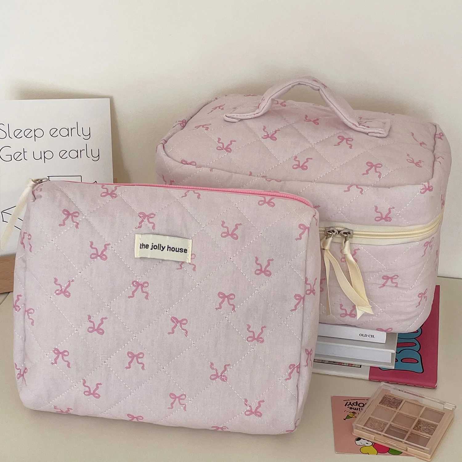 2024 Pink Bowknot Quilting Women Cosmetic Bag Portable Zipper Makeup Travel Organizer Female Handbag Toiletry Pouch For GirlsXJ250910